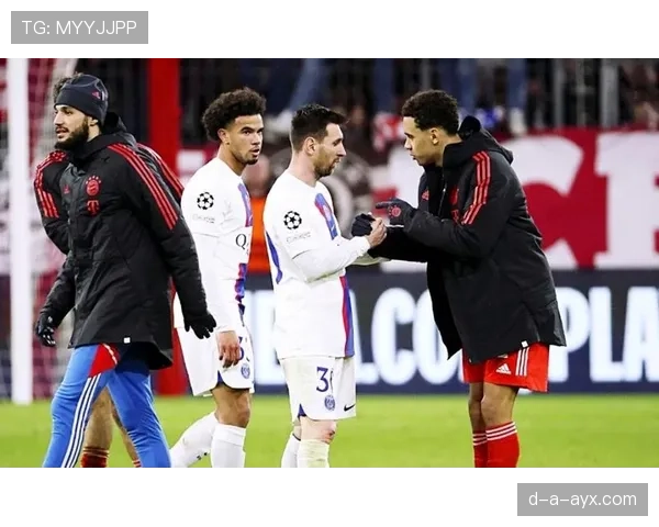 穆西亚拉闪耀赛场，新一代十号位典范引领足球新格局